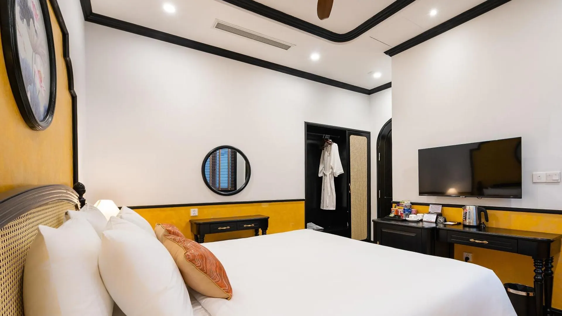 Hotel Yzistel Hoi An 4*,  Vietnam